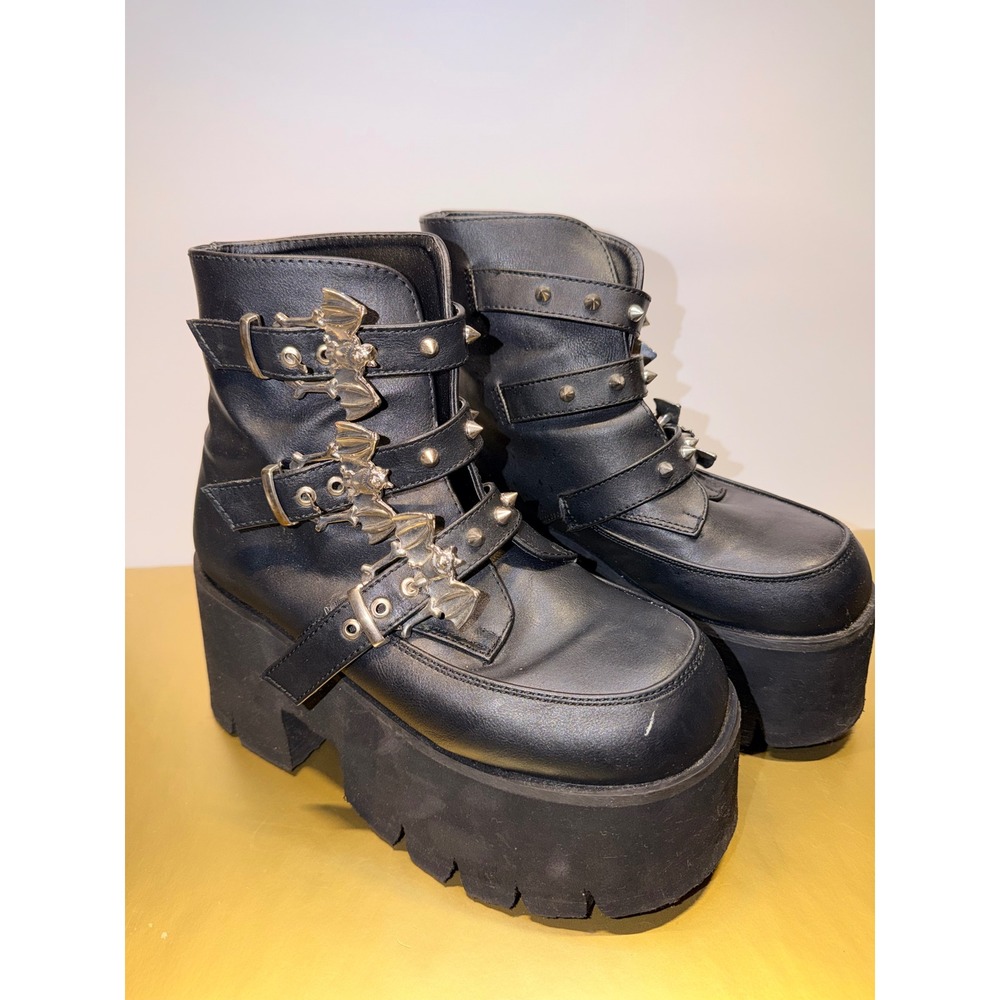 Demonia Ashes-55 Black Bat Buckle Studded Platform Boots Sz 10 Gothic Punk